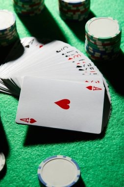 okjkt download mobile app interface showing football markets and live-dealer tables