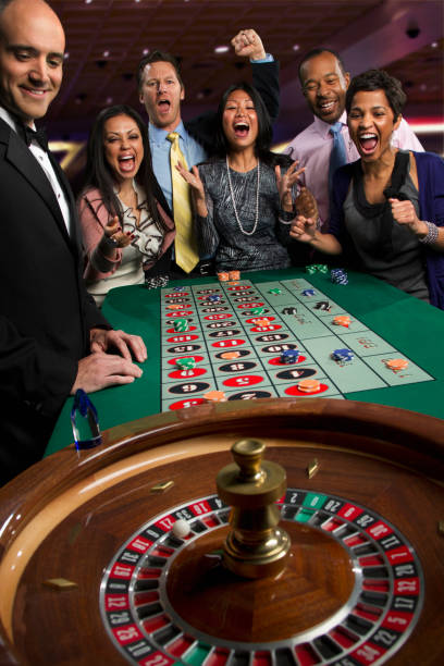 Wolf Gold bonus round and free spins feature